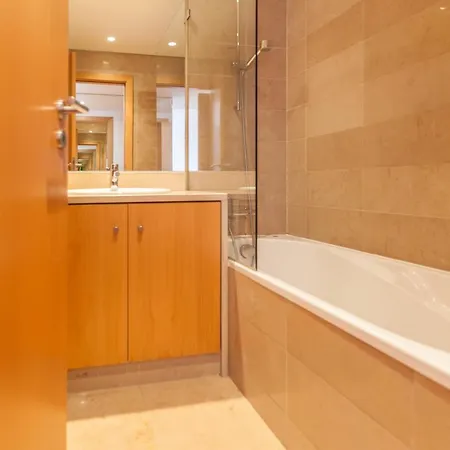 Apartment Flh Expo With View